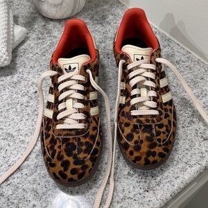 Adidas Samba Leopard Sneakers